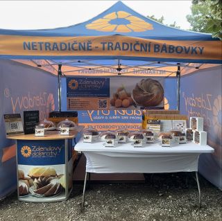 Máme tu říjen a s ním chladné podzimní dny, doufejme se záchvěvem babího léta. Než se zachumláte doma pod deku k nějakému...