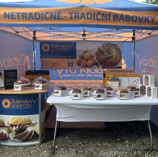 Sobota zatím slibuje krásné bezdeštivé počasí, ideální na to, abyste se za námi zastavili pro kousek bábovky do Dejvic na...