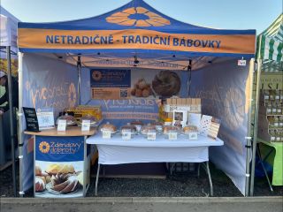 Dva týdny uplynuly jako voda a já už pomalu chystám roboty na pečení na sobotní Čimické trhy. @cimicke.trhy Zájem o...