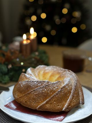 Pokud máte doma v rámci adventu vánoční věnec, dnes si zapalujete tzv. „svíci betlémskou“, připomínající Marii a Josefa na...